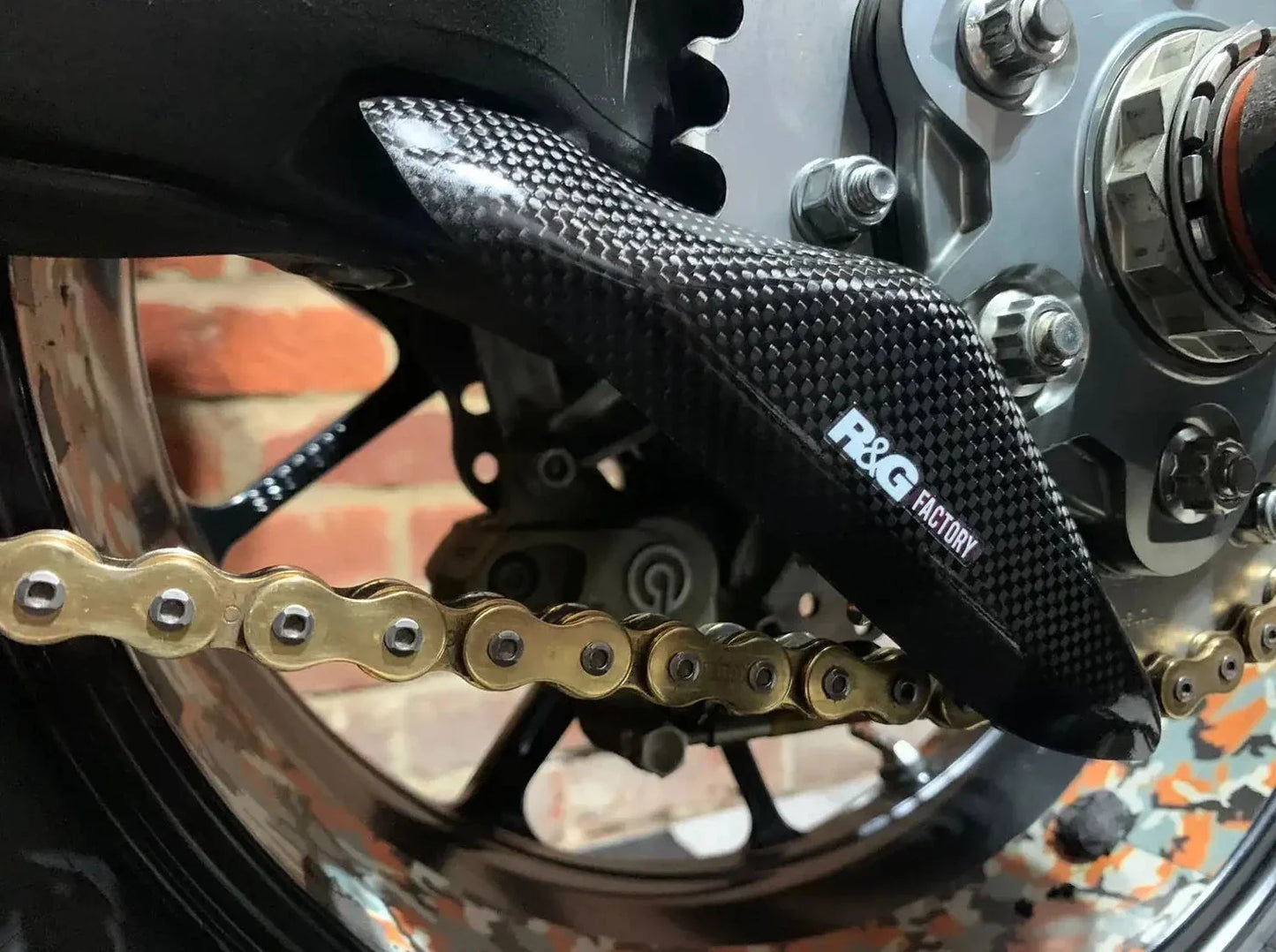 TG0021 - R&G RACING Ducati Panigale / Streetfighter V2 Carbon Toe Chain Guard – Accessories in the 2WheelsHero Motorcycle Aftermarket Accessories and Parts Online Shop