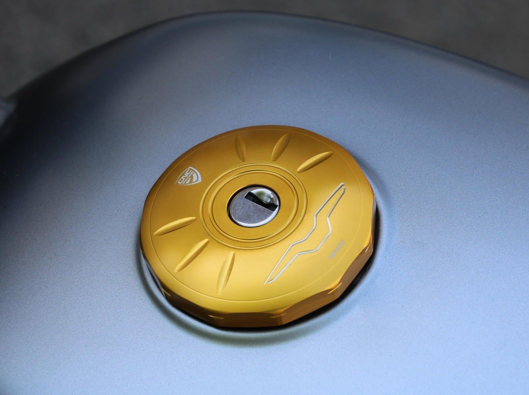 TS101 - CNC RACING Moto Guzzi V7 Stone (2019+) Fuel Tank Cap – Accessories in the Motodeal Motorcycle Aftermarket Accessories and Parts Online Shop