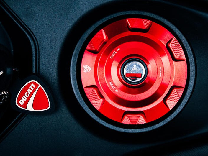 CNC RACING TS102 Ducati Hypermotard 698 Mono (2024+) Fuel Tank Cap – Accessories in the Motodeal Motorcycle Aftermarket Accessories and Parts Online Shop