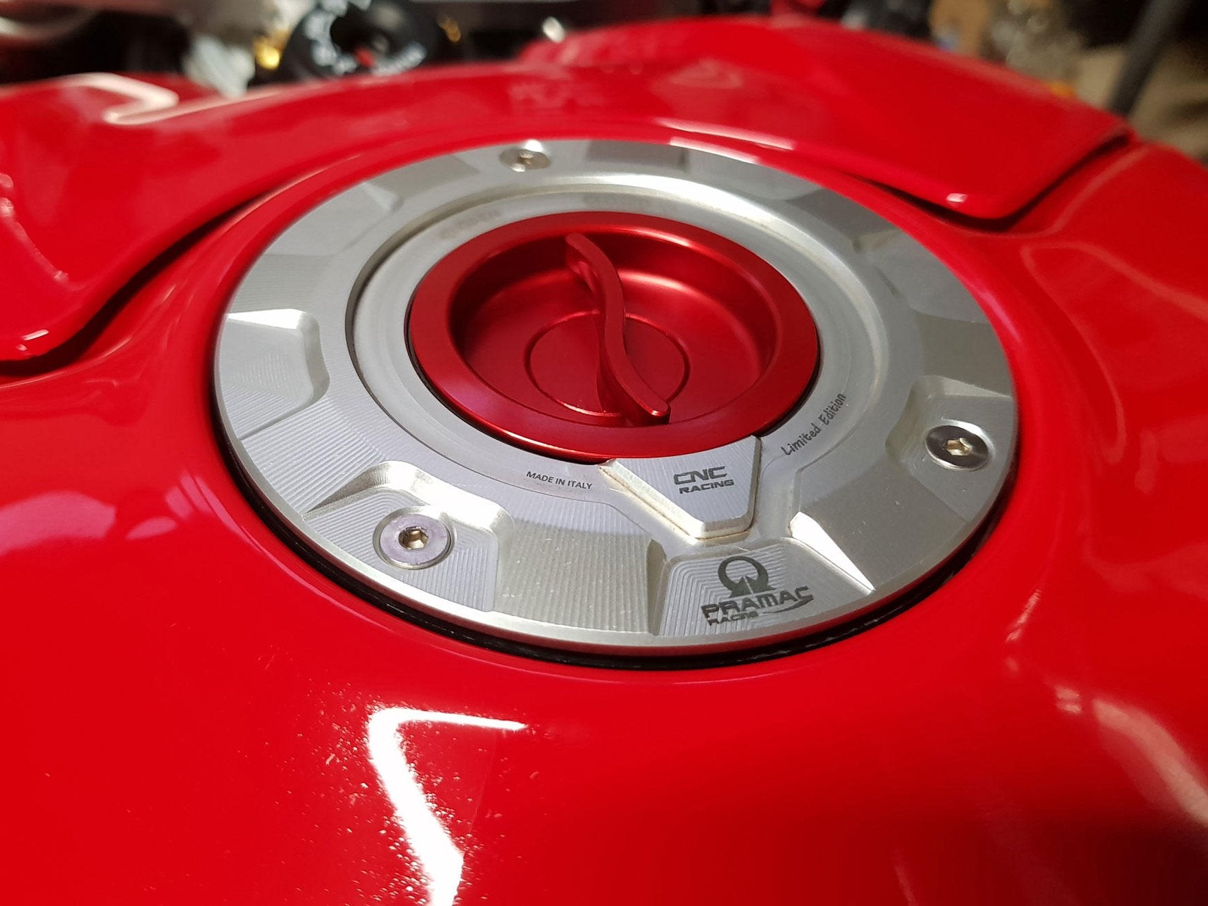 TS423PR - CNC RACING Ducati / MV Agusta Fuel Tank Cap (Pramac edition) – Accessories in the Motodeal Motorcycle Aftermarket Accessories and Parts Online Shop