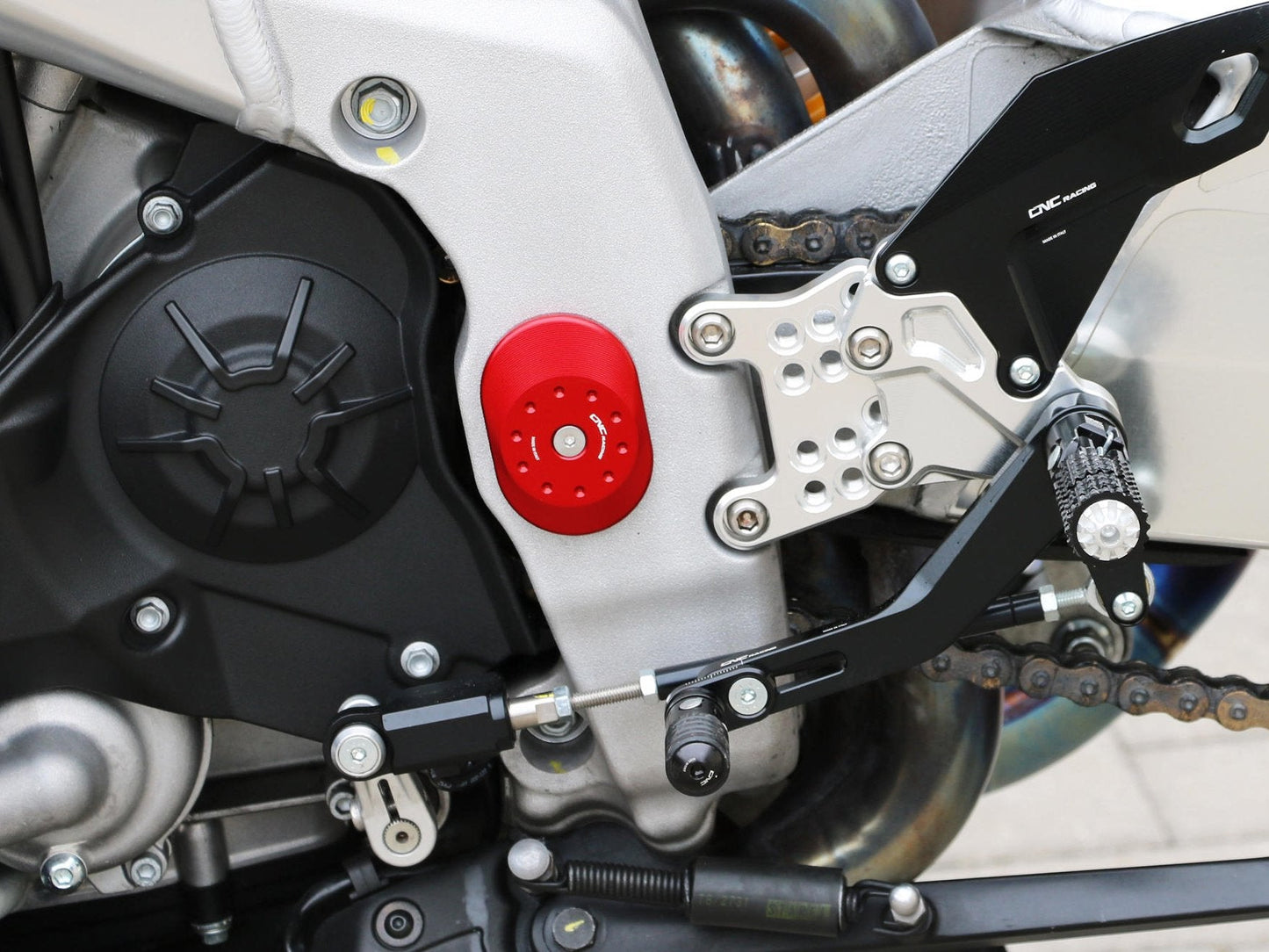 TT348 - CNC RACING Aprilia RSV4 / Tuono V4 (2009+) Swingarm Pivot Axle Frame Plugs – Accessories in the Motodeal Motorcycle Aftermarket Accessories and Parts Online Shop