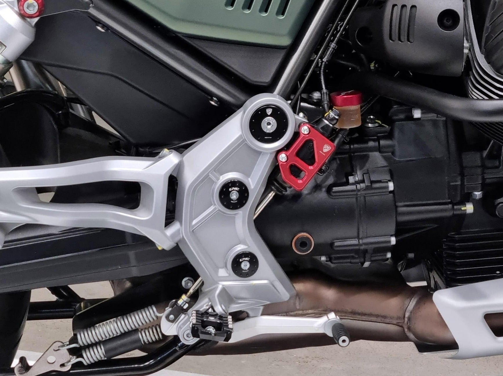 TT402 - CNC RACING Moto Guzzi V85 TT (2019+) Frame Caps Kit – Accessories in the Motodeal Motorcycle Aftermarket Accessories and Parts Online Shop