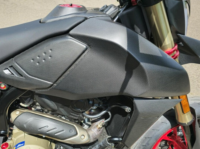 ZA271 - CNC RACING Ducati Hypermotard 698 Mono (2024+) Carbon Fuel Tank Side Covers – Accessories in the Motodeal Motorcycle Aftermarket Accessories and Parts Online Shop