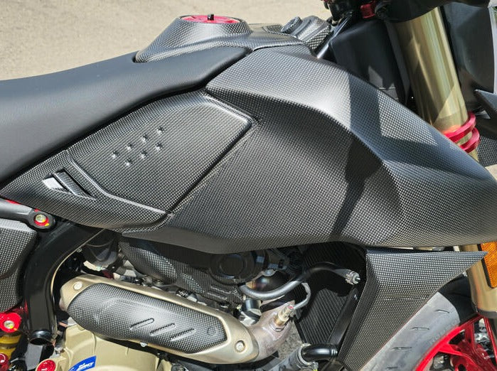 ZA270 - CNC RACING Ducati Hypermotard 698 Mono (2024+) Carbon Fuel Tank Side Covers – Accessories in the Motodeal Motorcycle Aftermarket Accessories and Parts Online Shop