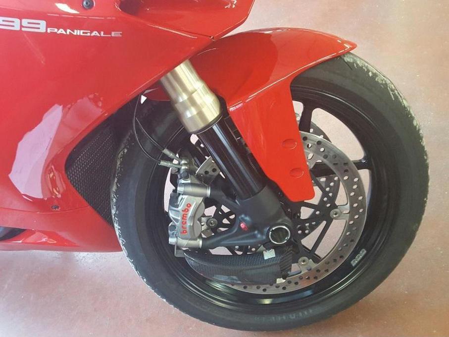 ZA701 - CNC RACING Ducati Panigale 1199S/1199R/1299S Carbon Front Brake Cooling System "GP Ducts" – Accessories in the Motodeal Motorcycle Aftermarket Accessories and Parts Online Shop