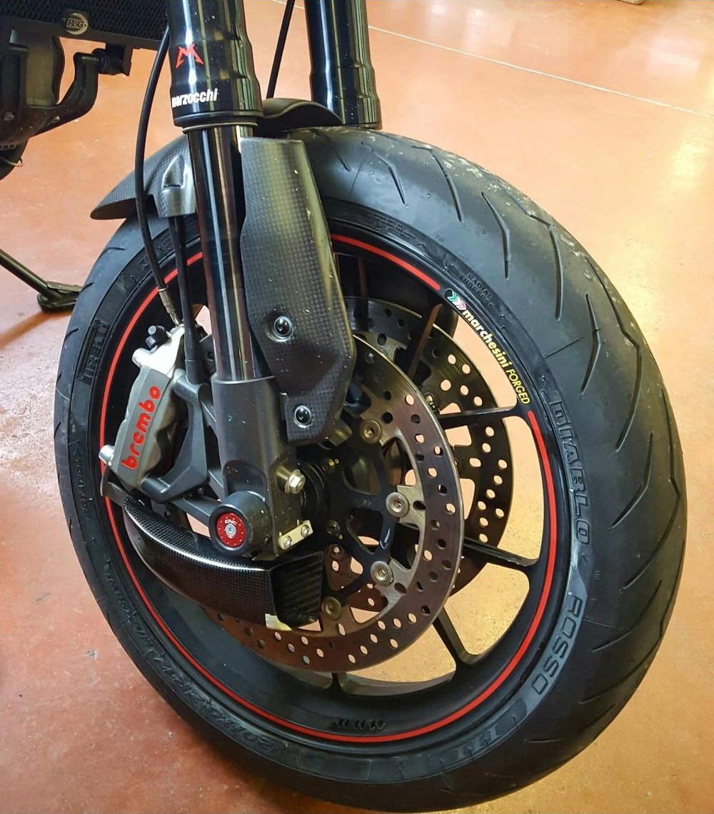 ZA701 - CNC RACING Ducati Panigale V2 / Streetfighter V2 (20/24) Carbon Front Brake Cooling System "GP Ducts" – Accessories in the Motodeal Motorcycle Aftermarket Accessories and Parts Online Shop