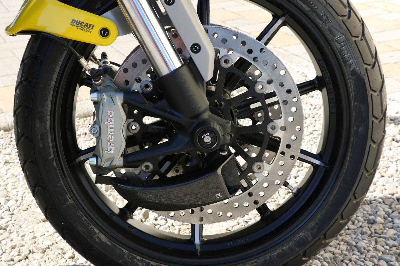 ZA701 - CNC RACING Ducati Panigale V2 / Streetfighter V2 (20/24) Carbon Front Brake Cooling System "GP Ducts" – Accessories in the Motodeal Motorcycle Aftermarket Accessories and Parts Online Shop
