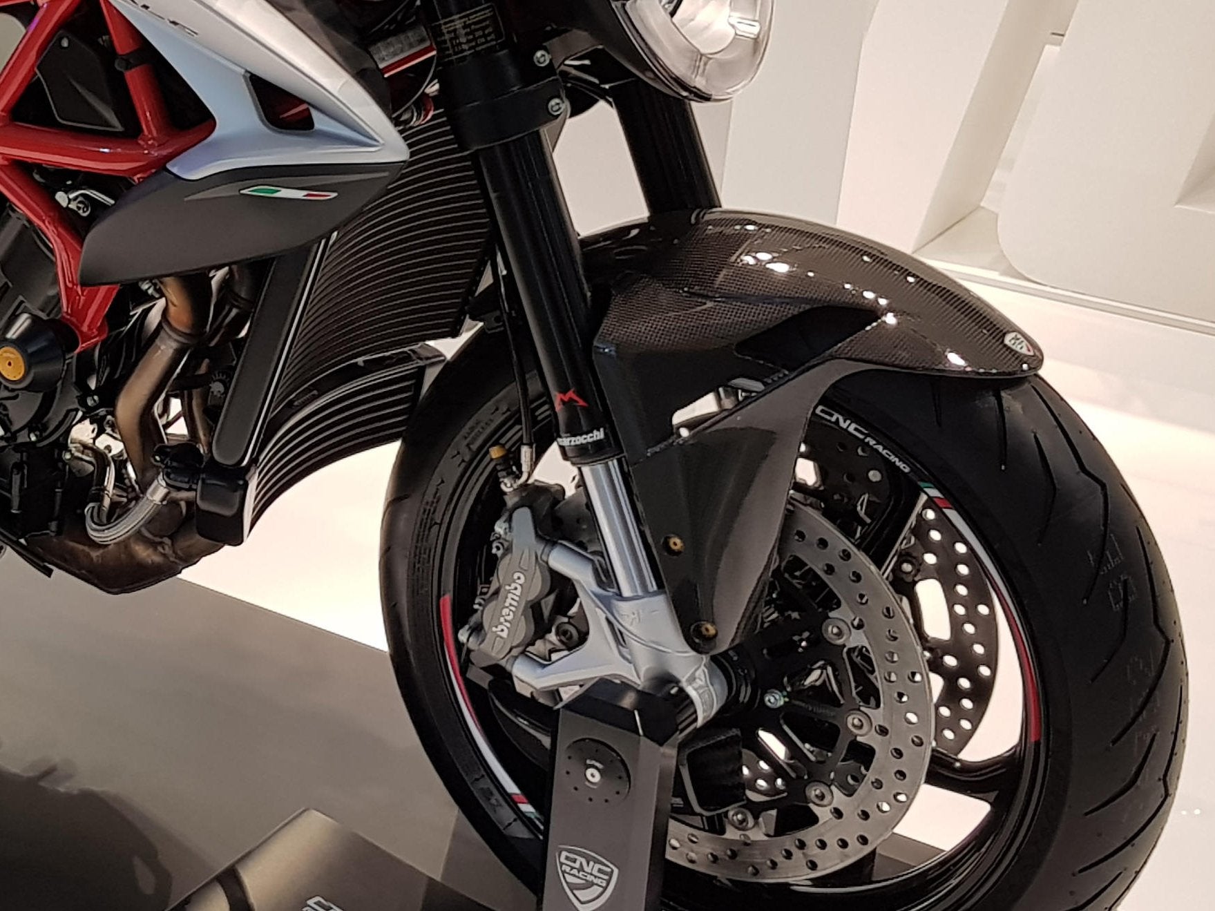 ZA837 - CNC RACING MV Agusta Carbon Front Fender – Accessories in the Motodeal Motorcycle Aftermarket Accessories and Parts Online Shop