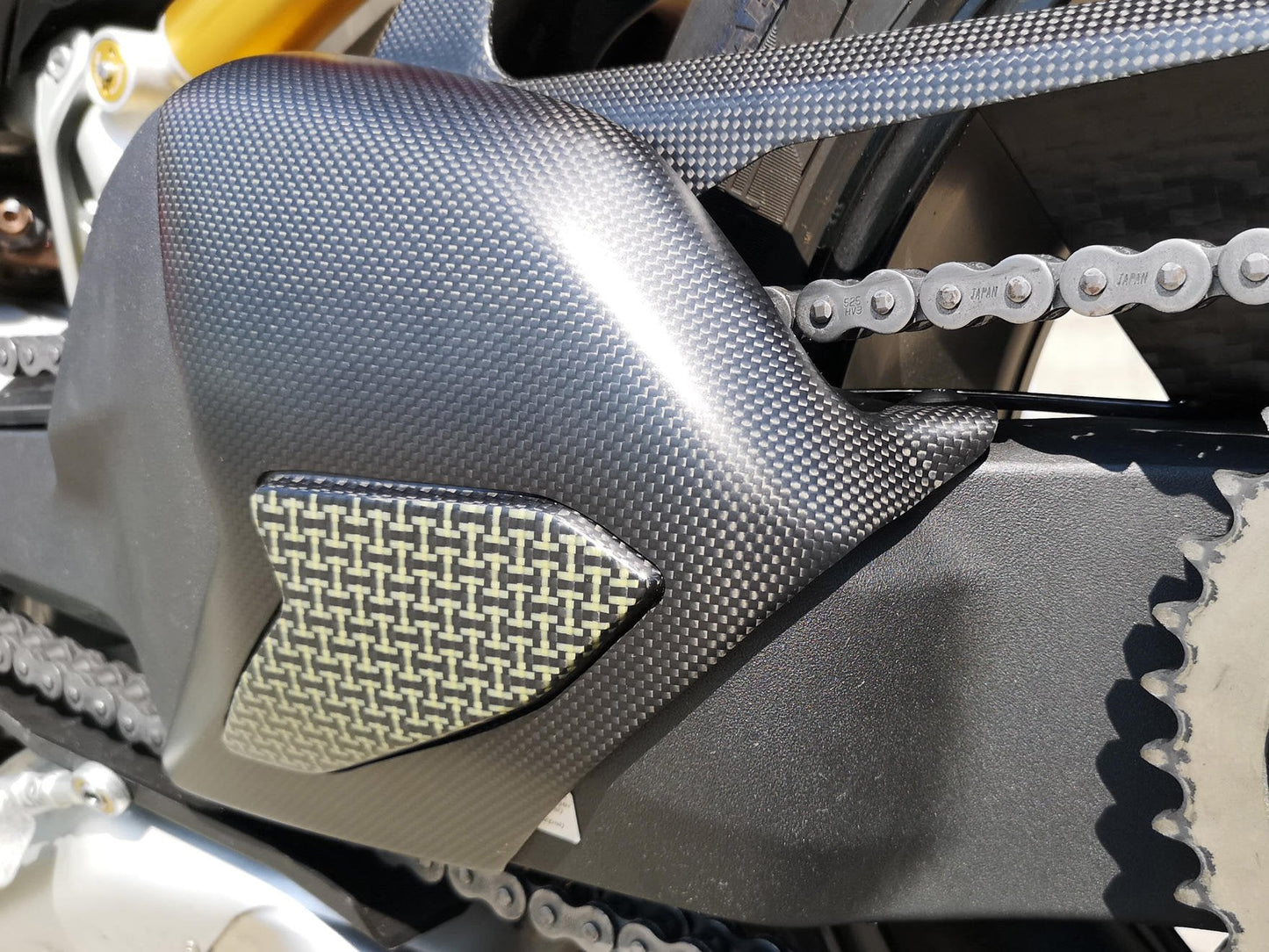 ZA865 - CNC RACING Ducati Panigale V4 (18/24) Carbon & Kevlar Swingarm Cover – Accessories in the Motodeal Motorcycle Aftermarket Accessories and Parts Online Shop