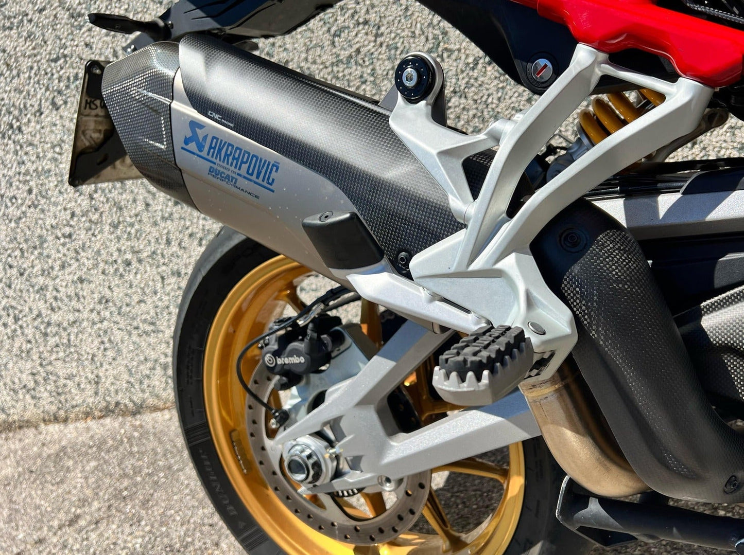 ZA901 - CNC RACING Ducati Multistrada V4 (2021+) Carbon Exhaust Silencer Heat Guard (for Akrapovic full system) – Accessories in the Motodeal Motorcycle Aftermarket Accessories and Parts Online Shop