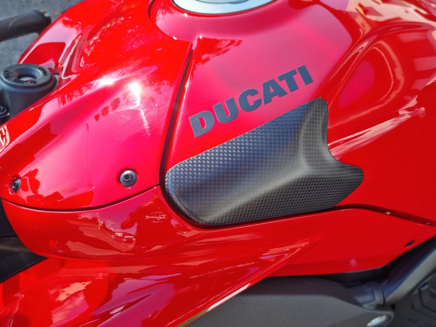 ZP113 - CNC RACING Ducati Panigale V4 (22/24) Carbon Fuel Tank Sliders – Accessories in the Motodeal Motorcycle Aftermarket Accessories and Parts Online Shop