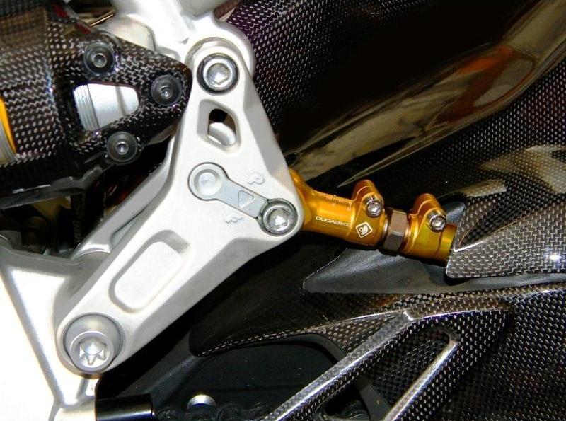 ADR04 - DUCABIKE Ducati Panigale / Streetfighter V2 Adjustable Linkage – Accessories in the Motodeal Motorcycle Aftermarket Accessories and Parts Online Shop