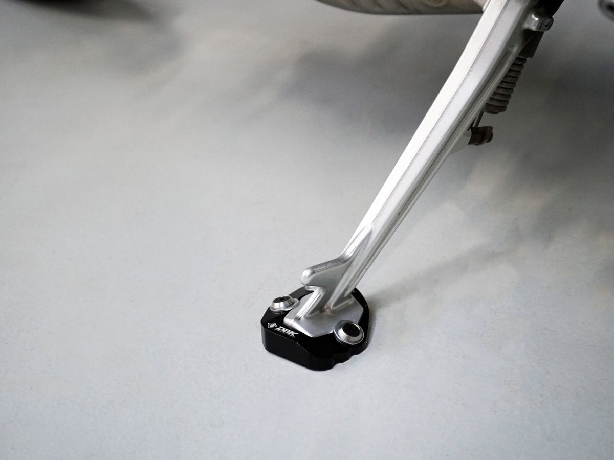 BAC08 - DBK Moto Guzzi V100 Mandello (2022+) Increased Kickstand Support Base – Accessories in the Motodeal Motorcycle Aftermarket Accessories and Parts Online Shop