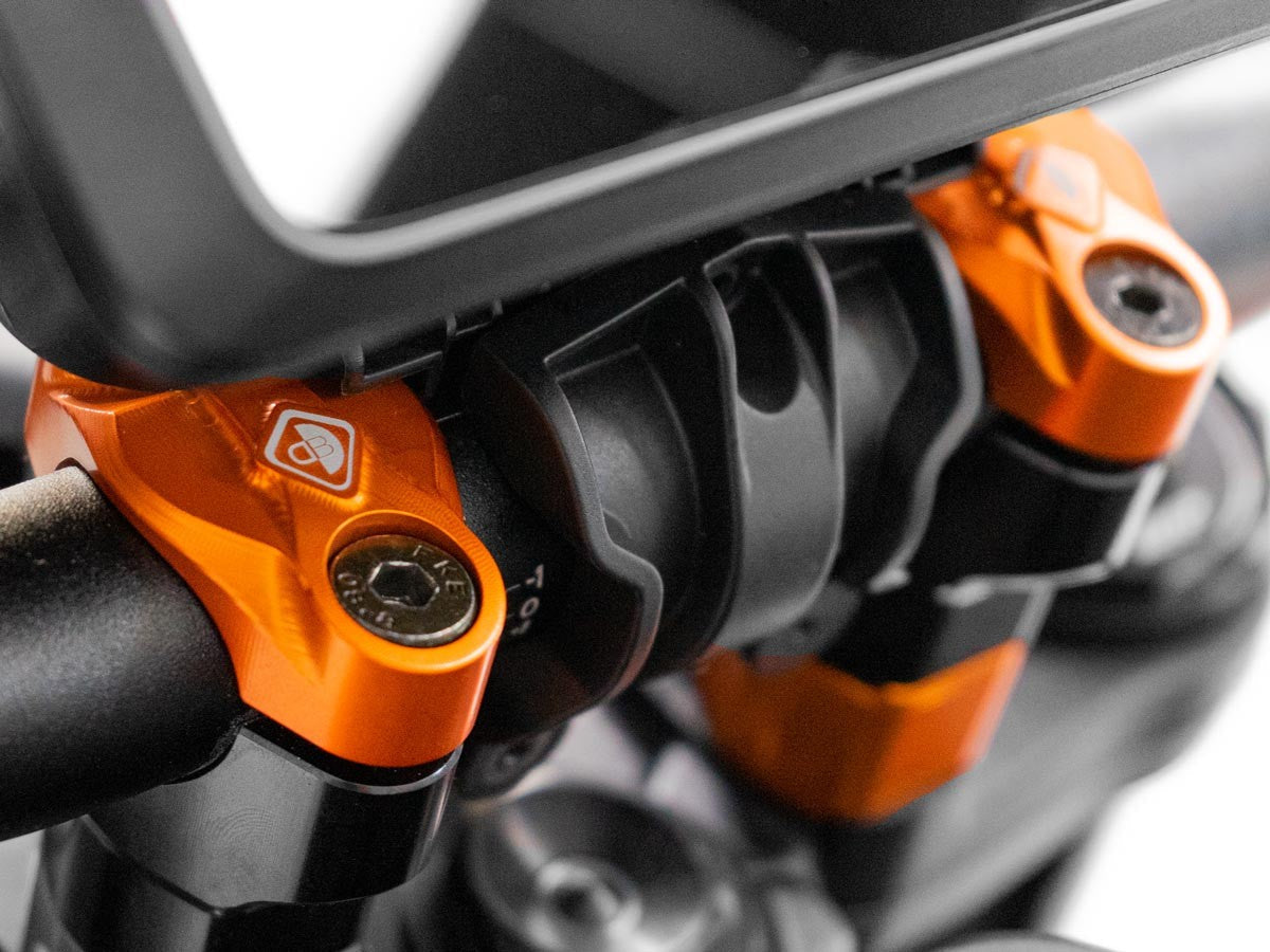 BM21 - DUCABIKE KTM 790 / 890 / 990 Duke Handlebar Clamps – Accessories in the Motodeal Motorcycle Aftermarket Accessories and Parts Online Shop