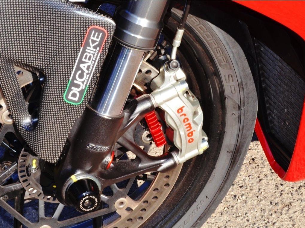 BPR01 - PERFORMANCE TECHNOLOGY BMW S1000RR HP4 Brake Plate Radiator – Accessories in the Motodeal Motorcycle Aftermarket Accessories and Parts Online Shop