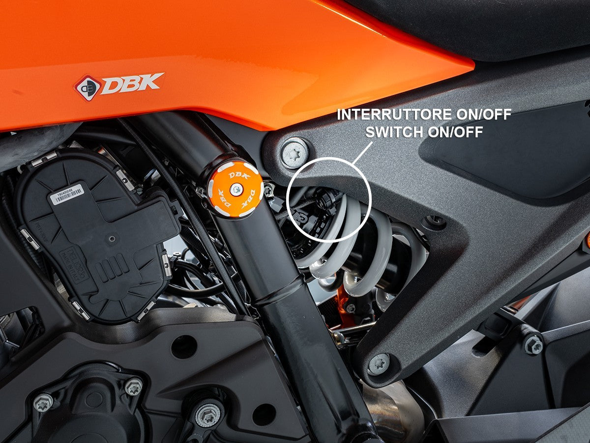 DBK DUCABIKE CCDVL14 KTM 990 Duke (2024+) Clear Clutch Cover "EVO LED" – Accessories in the Motodeal Motorcycle Aftermarket Accessories and Parts Online Shop