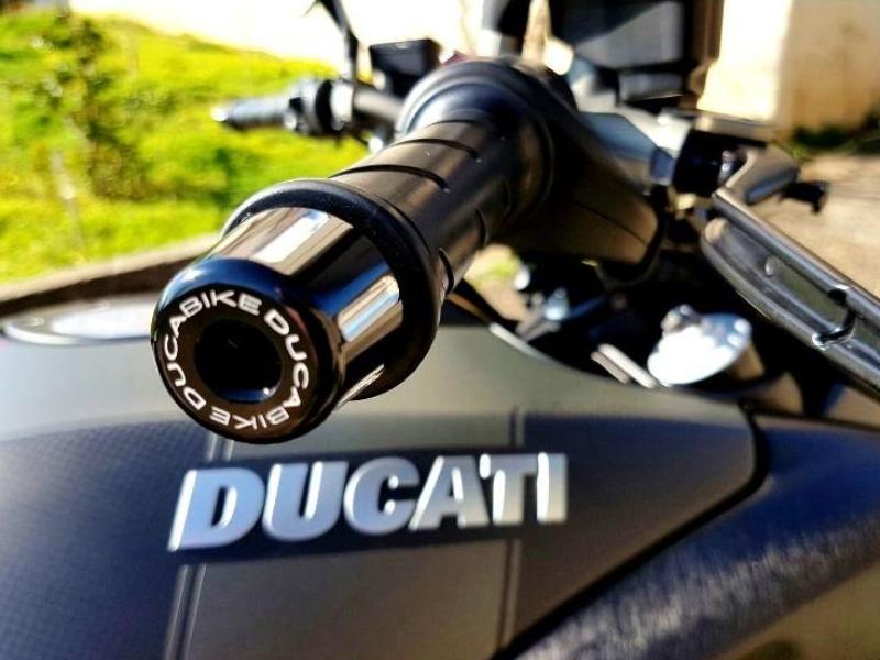 CM0214 - DUCABIKE Ducati Handlebar Weights (universal for 14-15 mm) – Accessories in the Motodeal Motorcycle Aftermarket Accessories and Parts Online Shop