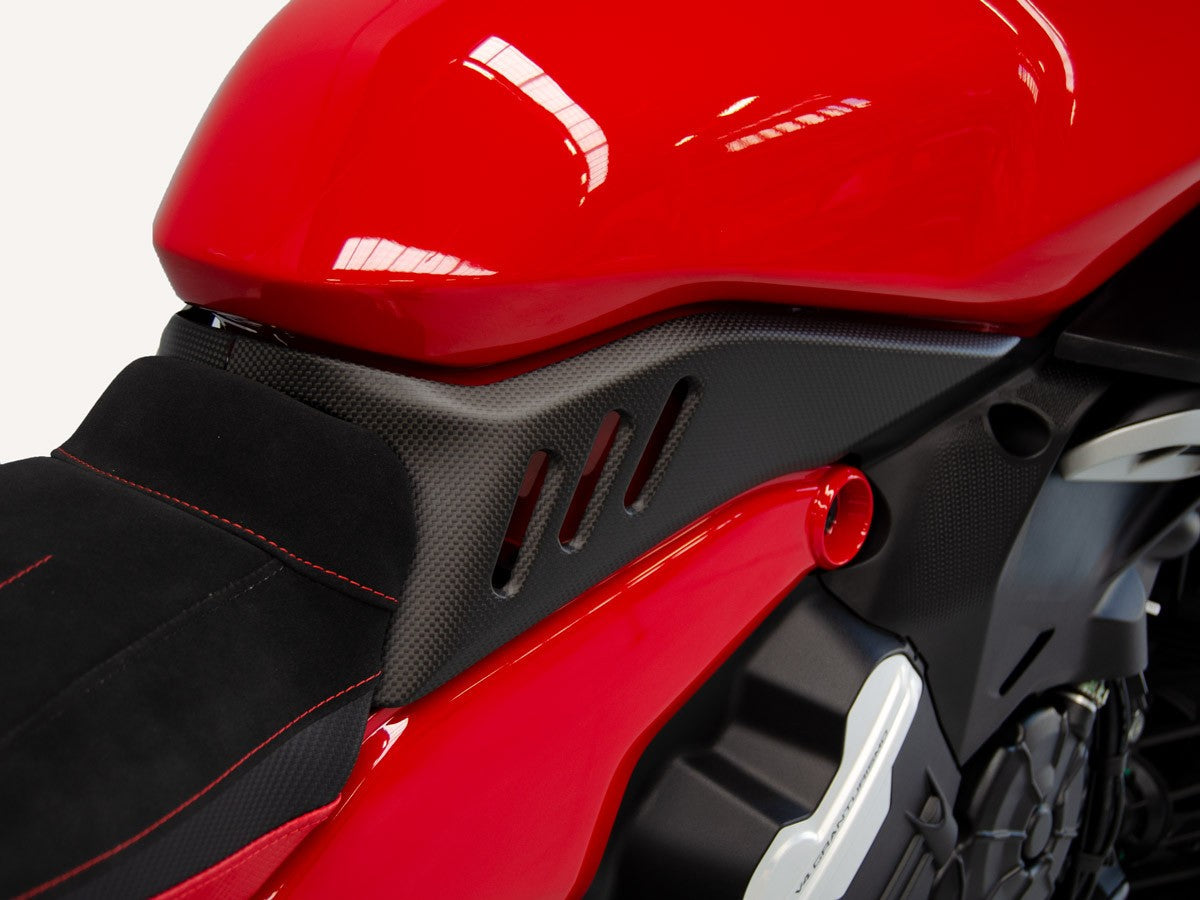 CRB71O - DUCABIKE Ducati Diavel V4 (2023+) Carbon Fuel Tank Side Covers – Accessories in the Motodeal Motorcycle Aftermarket Accessories and Parts Online Shop