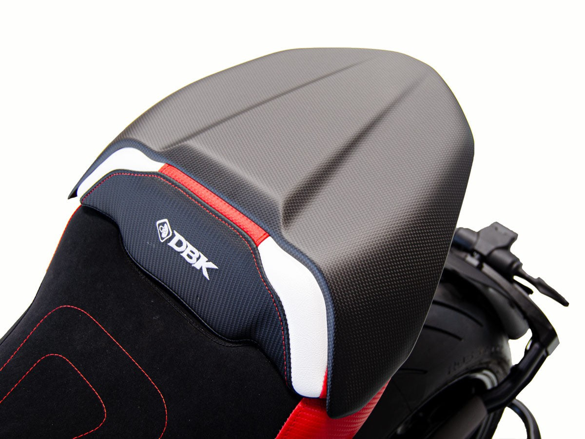 CRB74O - DUCABIKE Ducati Diavel V4 (2023+) Carbon Passenger Seat Cover – Accessories in the Motodeal Motorcycle Aftermarket Accessories and Parts Online Shop