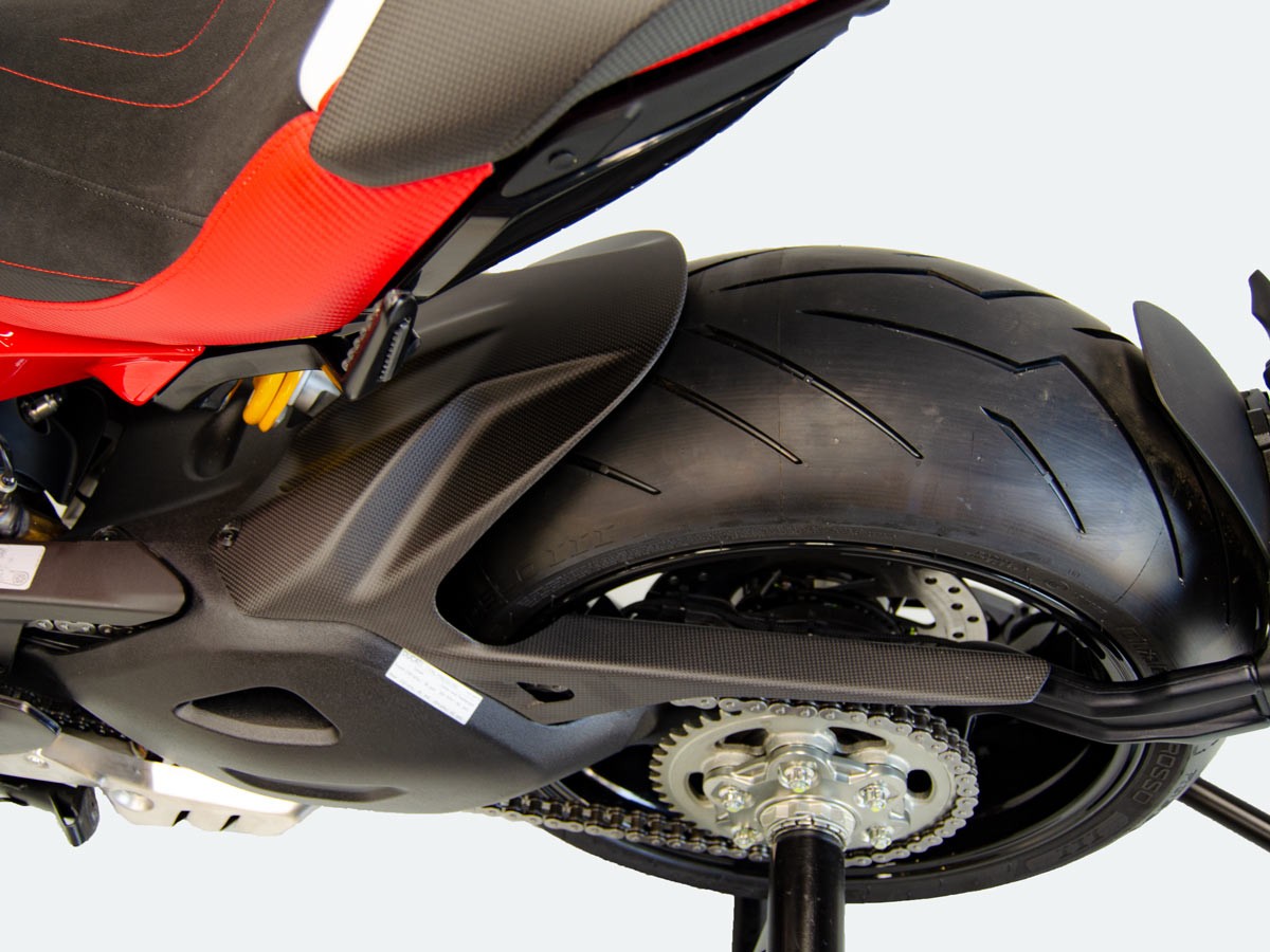 CRB80O - DUCABIKE Ducati Diavel V4 (2023+) Carbon Rear Fender – Accessories in the Motodeal Motorcycle Aftermarket Accessories and Parts Online Shop