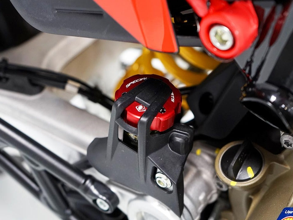 DBK TLS04 Moto Guzzi V100 / Stelvio Rear Brake Fluid Tank Cap – Accessories in the Motodeal Motorcycle Aftermarket Accessories and Parts Online Shop