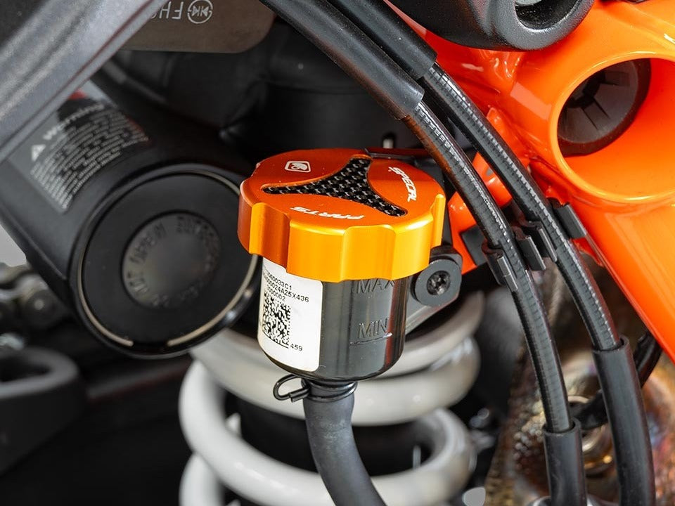 DBK TLS04 Moto Guzzi V100 / Stelvio Rear Brake Fluid Tank Cap – Accessories in the Motodeal Motorcycle Aftermarket Accessories and Parts Online Shop