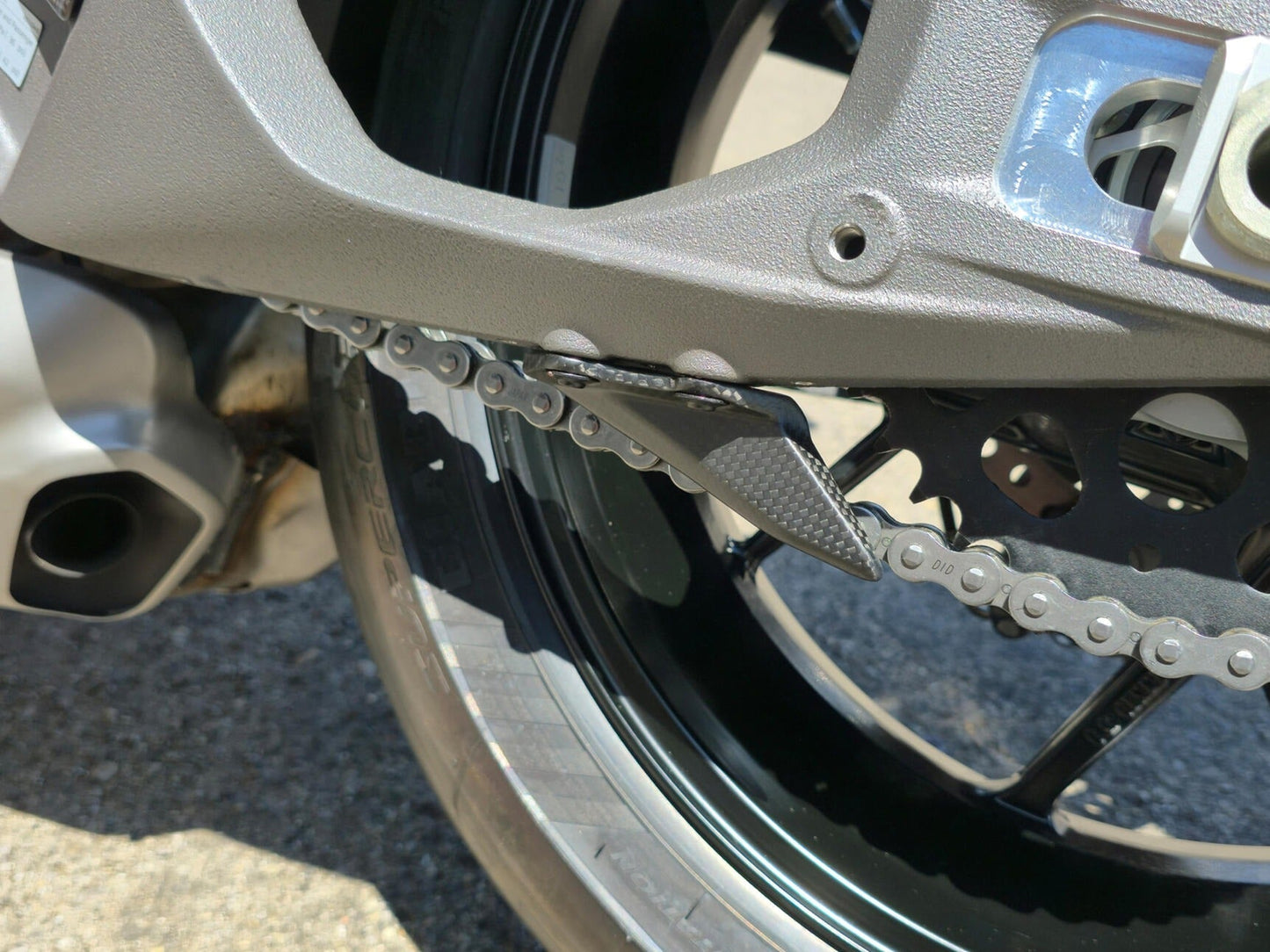 CNC RACING ZA418 Ducati Panigale V4 / Streetfighter V4 (2025+) Carbon Lower Chain Guard – Accessories in the Motodeal Motorcycle Aftermarket Accessories and Parts Online Shop