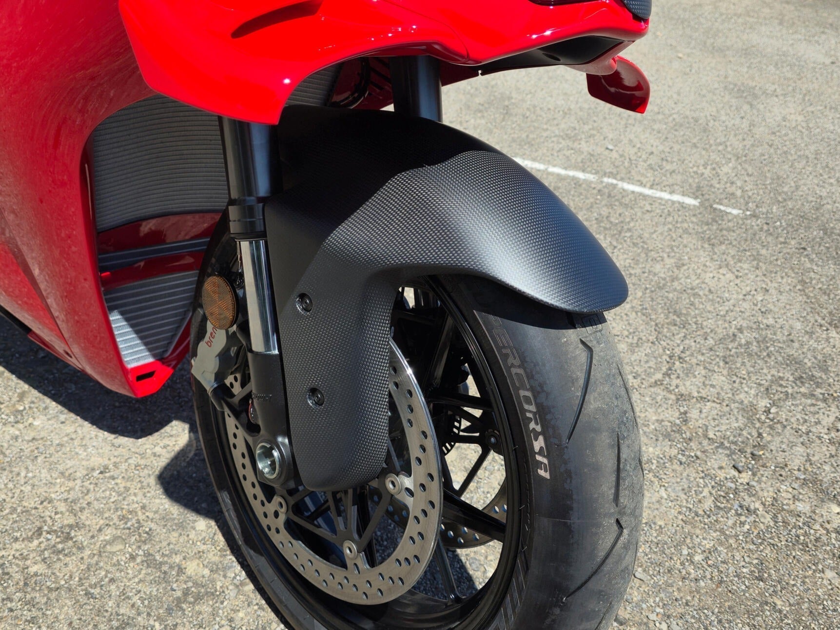 CNC RACING ZA421 Ducati Panigale V4 (2025+) Carbon Front Fender – Accessories in the Motodeal Motorcycle Aftermarket Accessories and Parts Online Shop