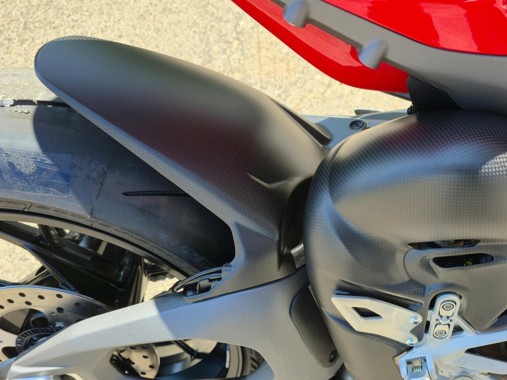 CNC RACING ZA422 Ducati Panigale V4 (2025+) Carbon Rear Fender – Accessories in the Motodeal Motorcycle Aftermarket Accessories and Parts Online Shop