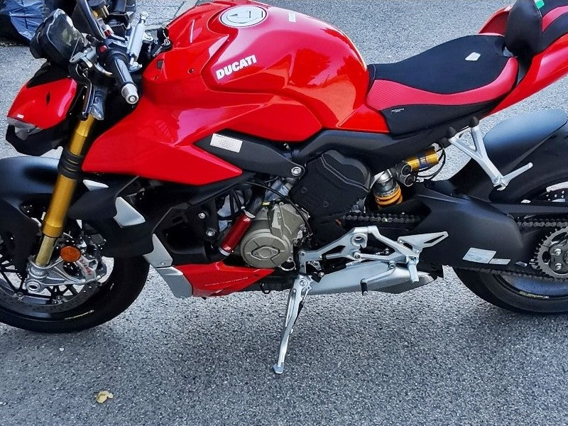 DC02 - PERFORMANCE TECHNOLOGY Ducati Panigale V4 / Streetfighter (18/24) Line Cooler Kit – Accessories in the Motodeal Motorcycle Aftermarket Accessories and Parts Online Shop