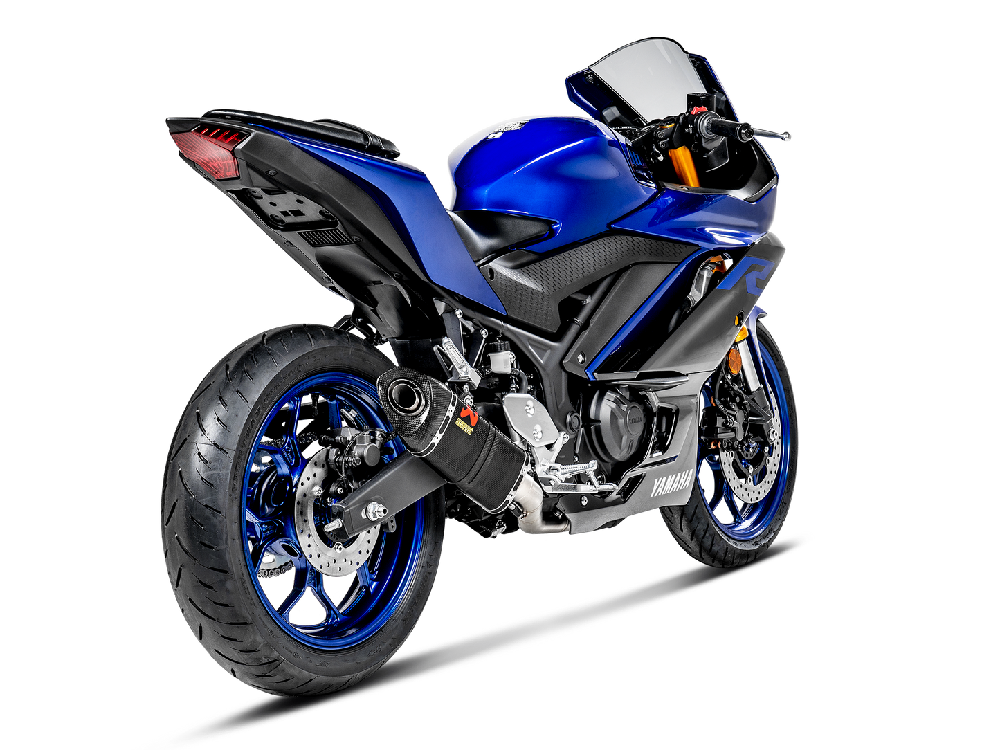 AKRAPOVIC S-Y3R1-APC Yamaha MT-03 / YZF-R3 / R25 Exhaust System "Racing Line" (carbon) – Accessories in the 2WheelsHero Motorcycle Aftermarket Accessories and Parts Online Shop