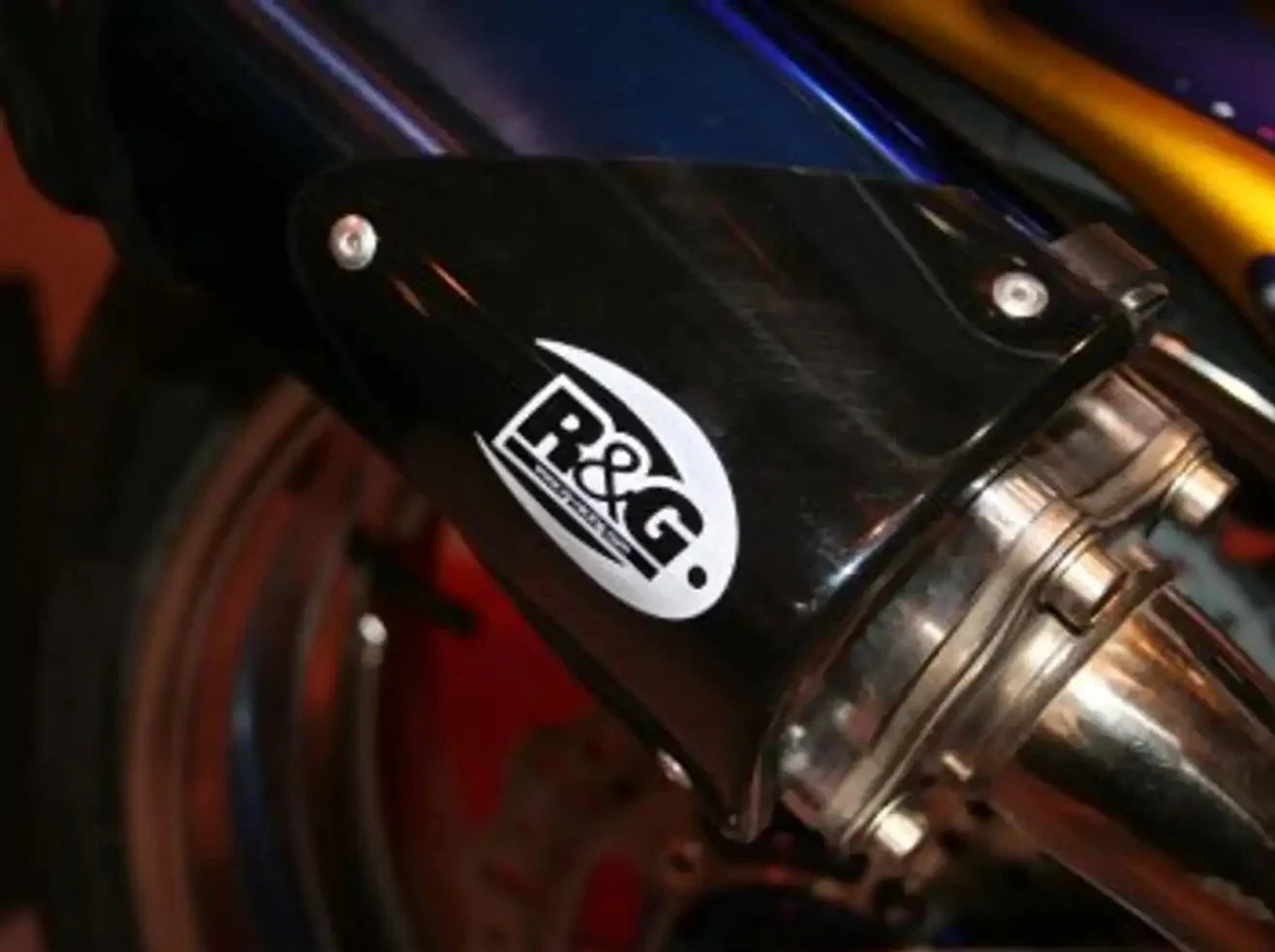 EP0007 - R&G RACING Suzuki GSX-R1000 (07/08) Tri Oval Exhaust Protector (can cover) – Accessories in the 2WheelsHero Motorcycle Aftermarket Accessories and Parts Online Shop