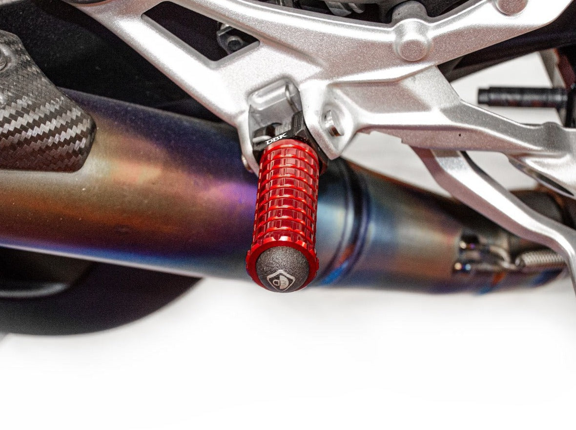 KAPM03 - DBK BMW S1000R / S1000RR (2018+) Footpeg Supports (pilot) – Accessories in the Motodeal Motorcycle Aftermarket Accessories and Parts Online Shop