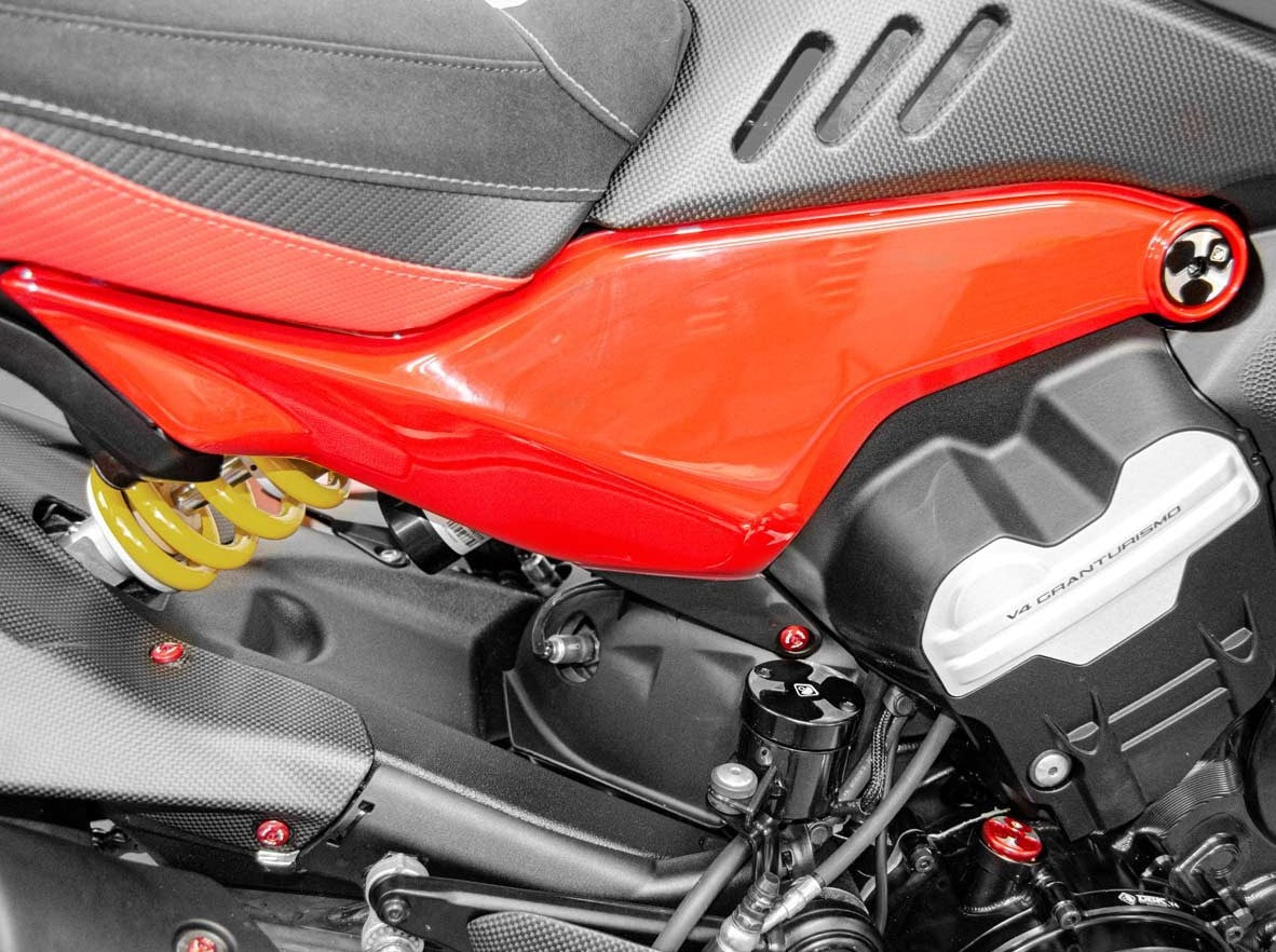 KVT47 - DUCABIKE Ducati Diavel V4 (2023+) Side Cover Screw Kit – Accessories in the Motodeal Motorcycle Aftermarket Accessories and Parts Online Shop