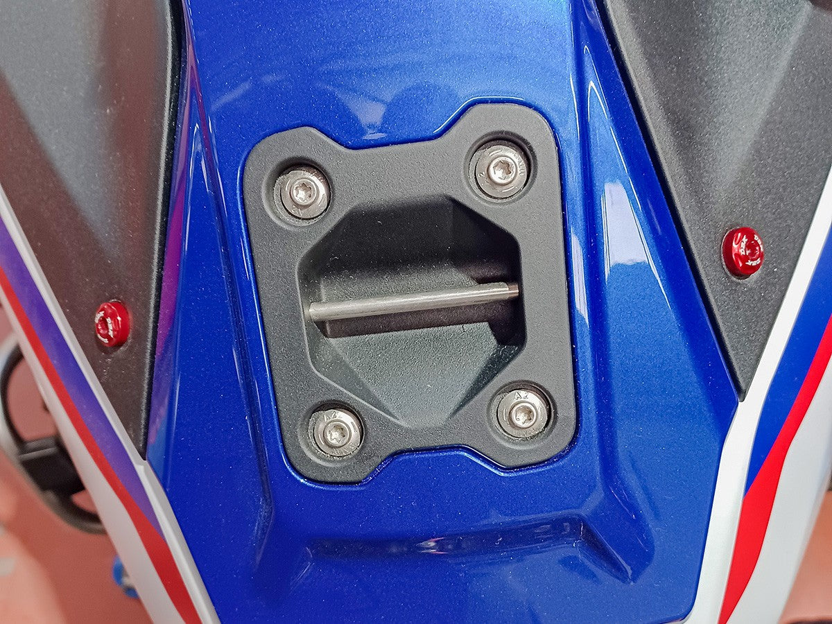 KVT93 - DBK BMW R1300GS Adventure (2024+) Tank Cover Upper Screws Kit – Accessories in the Motodeal Motorcycle Aftermarket Accessories and Parts Online Shop