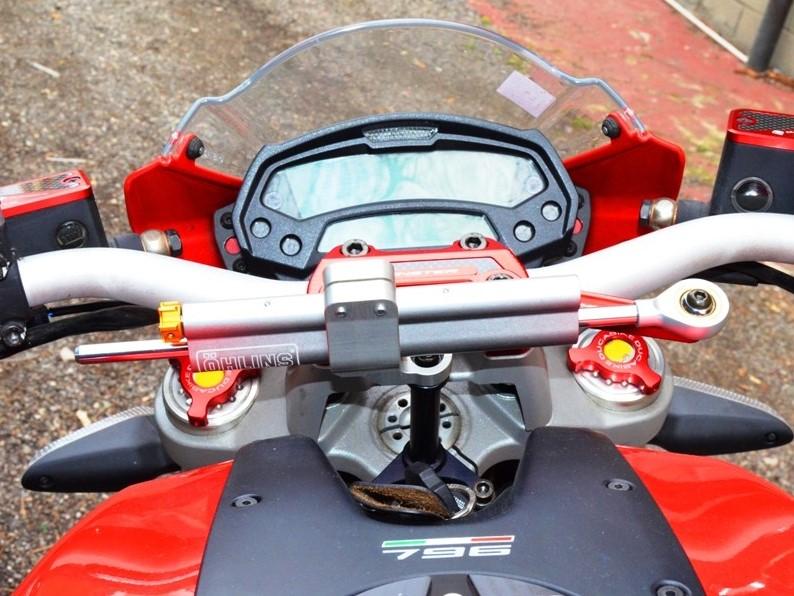 ÖHLINS SD000 Ducati Steering Damper (63 mm; silver) – Accessories in the Motodeal Motorcycle Aftermarket Accessories and Parts Online Shop