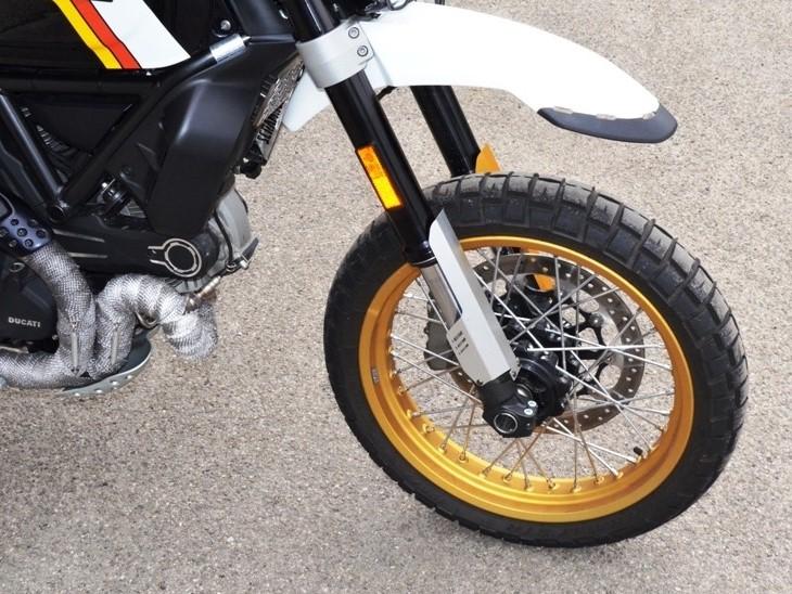 PAR01 - DUCABIKE Ducati Scrambler Desert Sled Fork Protection – Accessories in the Motodeal Motorcycle Aftermarket Accessories and Parts Online Shop