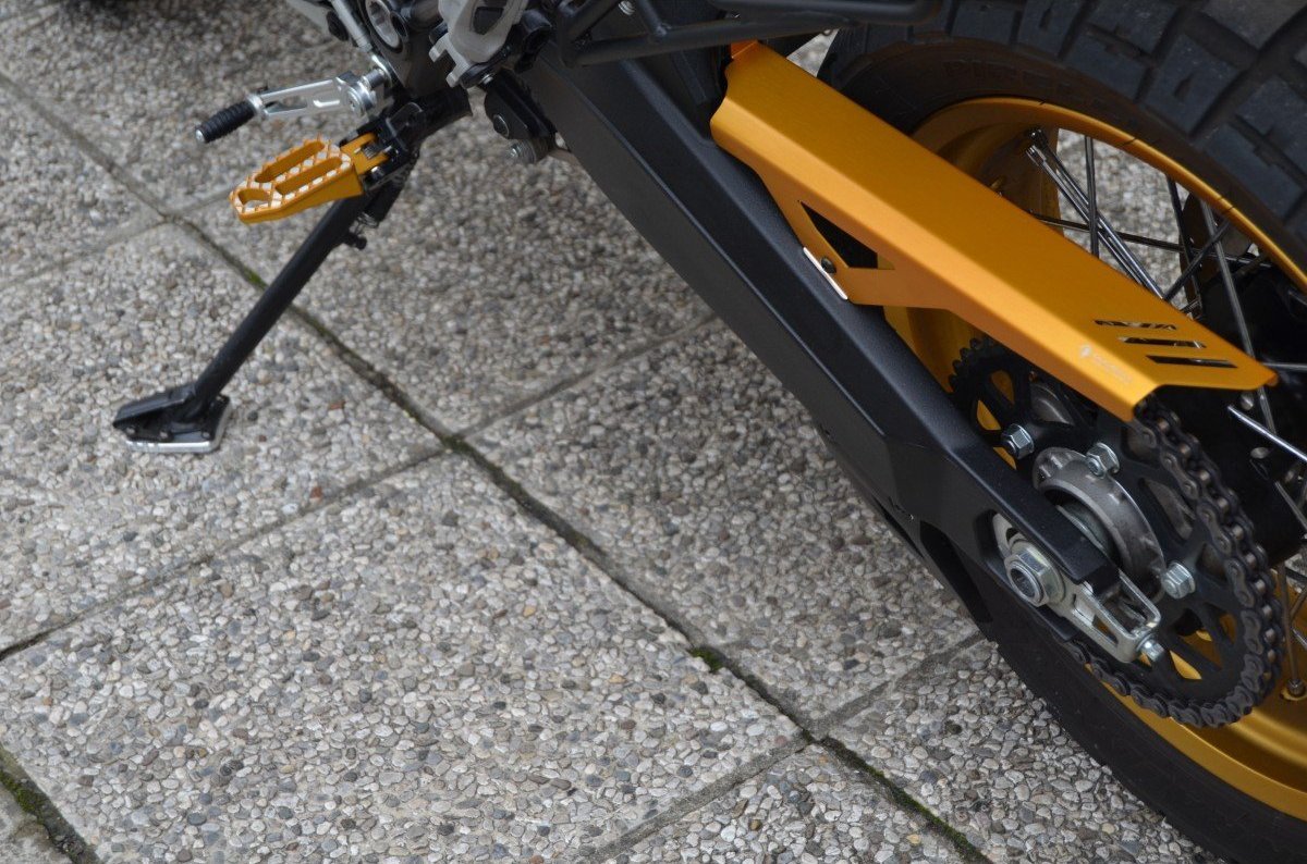 PCT02 - DUCABIKE Ducati Scrambler Desert Sled Upper Chain Protection – Accessories in the Motodeal Motorcycle Aftermarket Accessories and Parts Online Shop