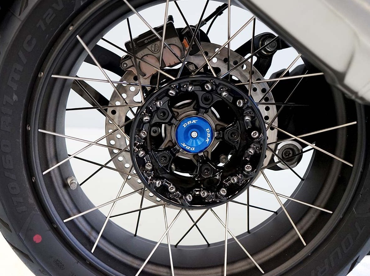 PMR01 - DUCABIKE BMW R1300GS (2024+) Wheel Hub Protection Kit – Accessories in the Motodeal Motorcycle Aftermarket Accessories and Parts Online Shop