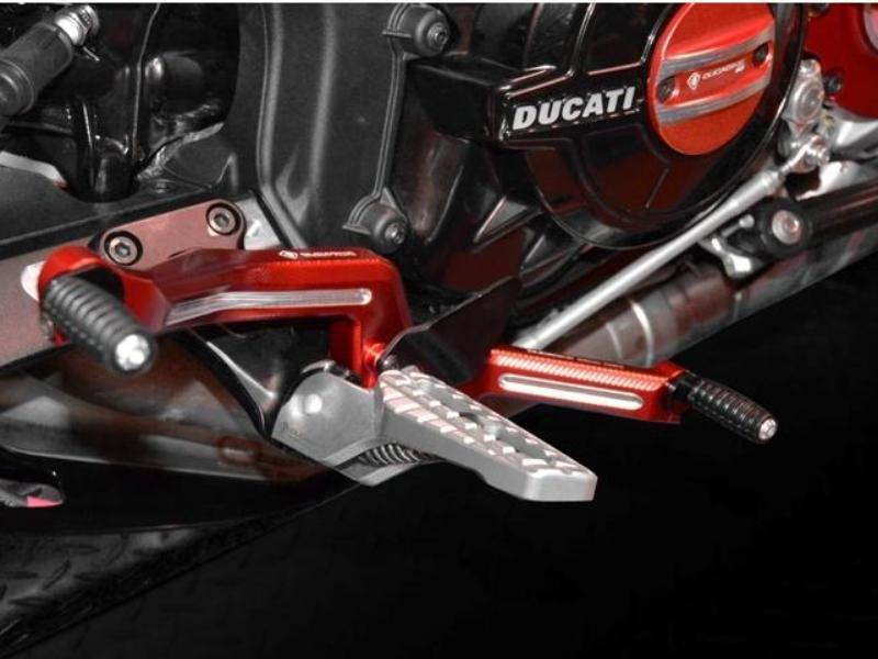 PPDV04 - DUCABIKE Ducati XDiavel Footpegs (pilot) – Accessories in the Motodeal Motorcycle Aftermarket Accessories and Parts Online Shop