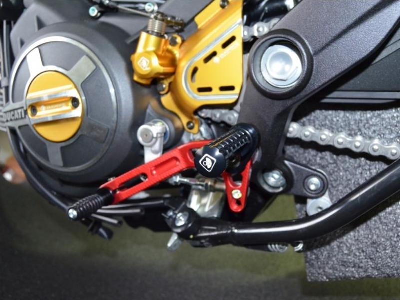 PPSCRA02 - DUCABIKE Ducati Scrambler / Monster 797 Adjustable Footpegs (pilot) – Accessories in the Motodeal Motorcycle Aftermarket Accessories and Parts Online Shop
