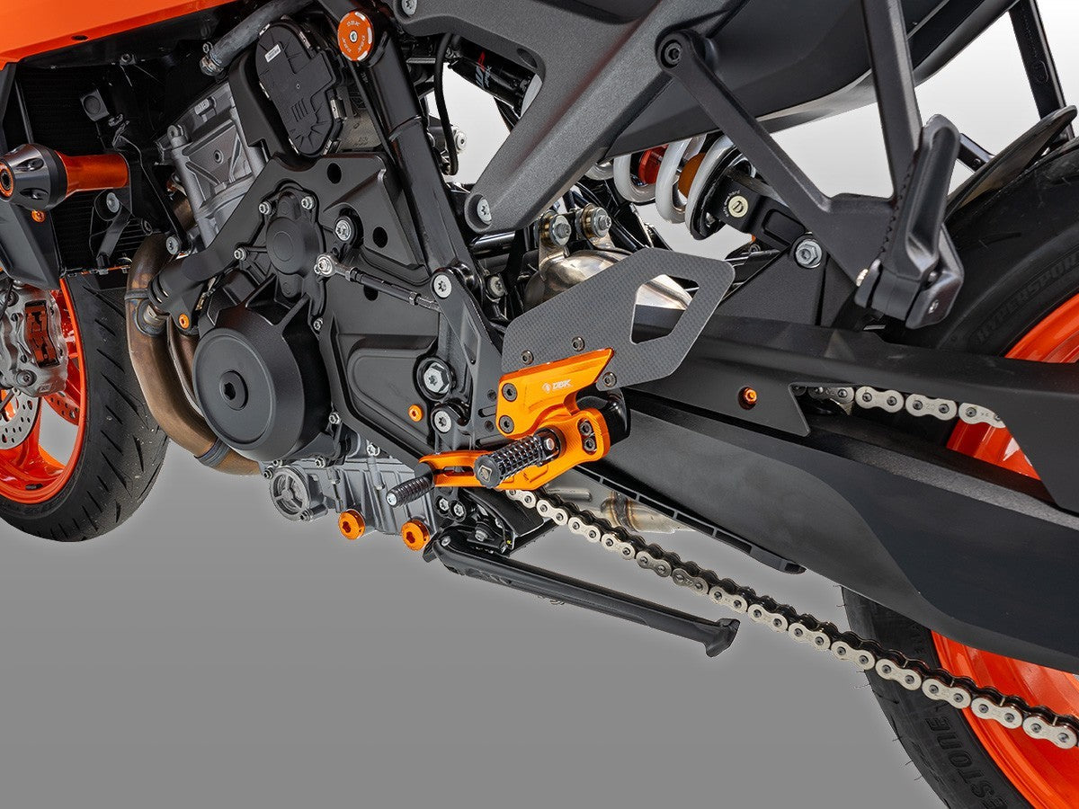 DBK DUCABIKE PRKTM01 KTM 990 DUKE (2024+) Adjustable Rearset (pilot) – Accessories in the Motodeal Motorcycle Aftermarket Accessories and Parts Online Shop