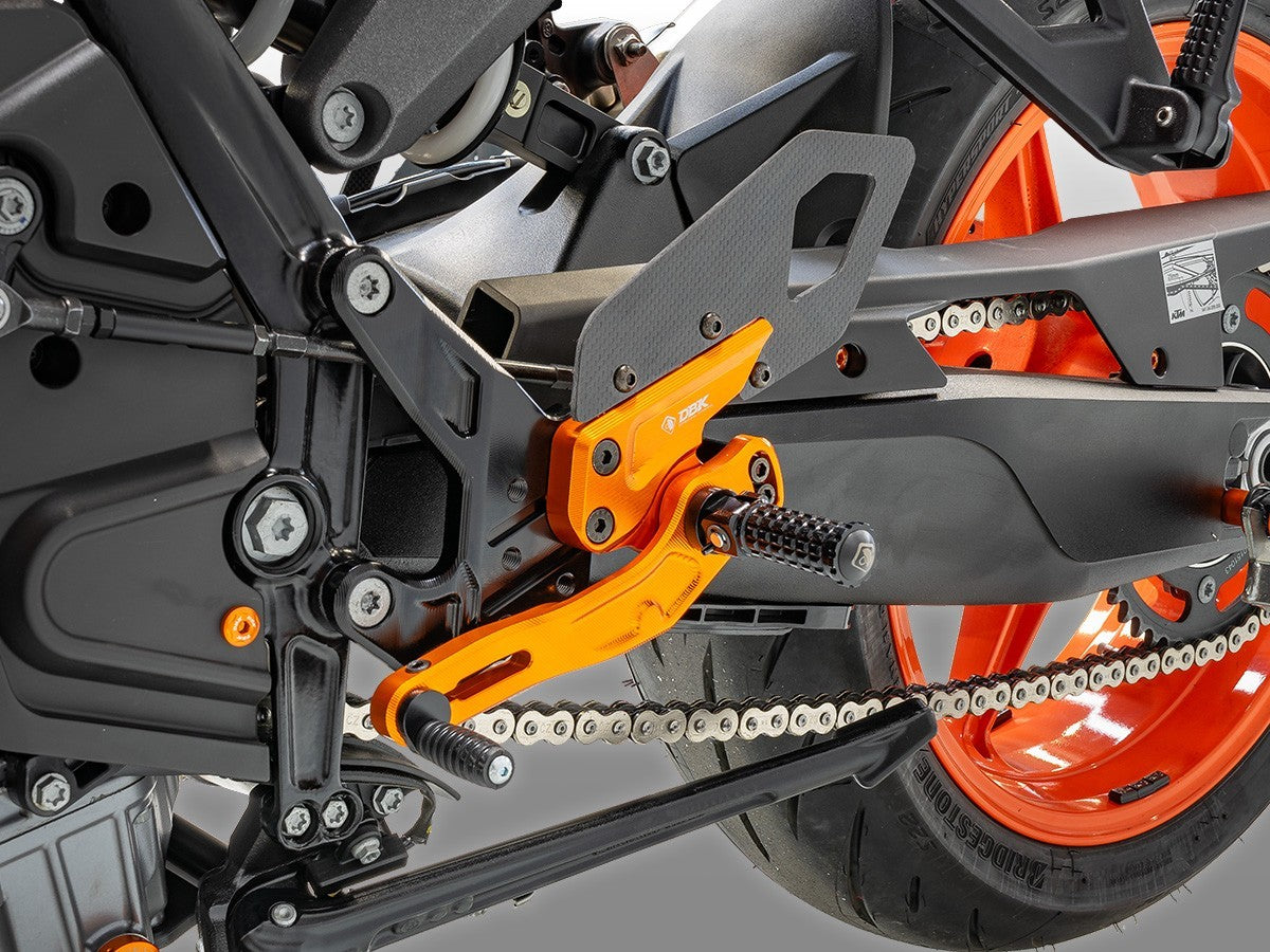 DBK DUCABIKE PRKTM01 KTM 990 DUKE (2024+) Adjustable Rearset (pilot) – Accessories in the Motodeal Motorcycle Aftermarket Accessories and Parts Online Shop