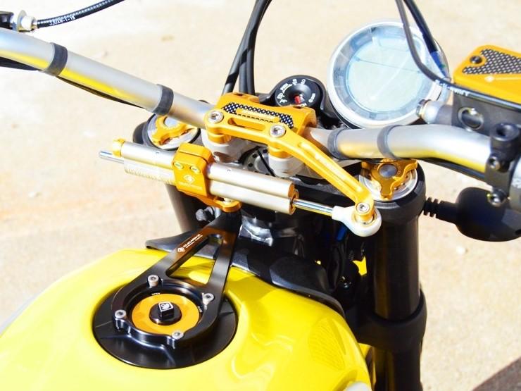 Ducati Scrambler (15/22) OHLINS Steering Damper + DBK / DUCABIKE Mounting Kit & Fuel Tank Cap – Accessories in the Motodeal Motorcycle Aftermarket Accessories and Parts Online Shop