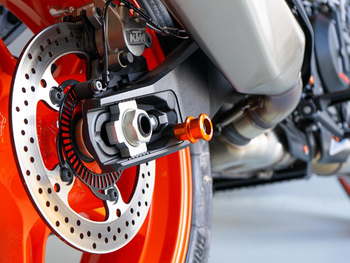 SCP05 - DBK KTM 990 Duke (2024+) Rear Stand Support Kit – Accessories in the Motodeal Motorcycle Aftermarket Accessories and Parts Online Shop