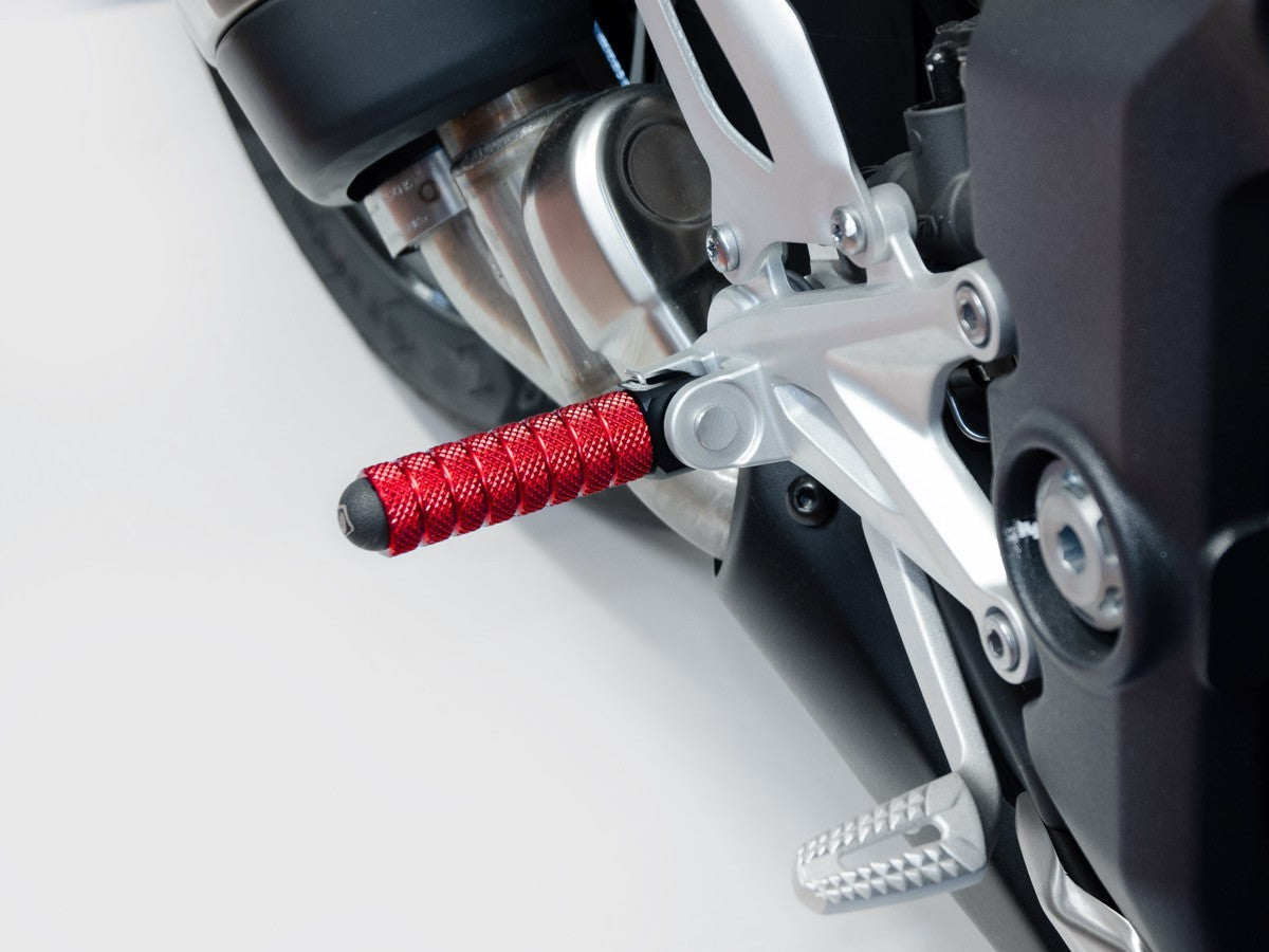 DBK DUCABIKE KPDM01+KAPM11 Ducati Footpegs (passenger; sport version; including adapters) – Accessories in the Motodeal Motorcycle Aftermarket Accessories and Parts Online Shop