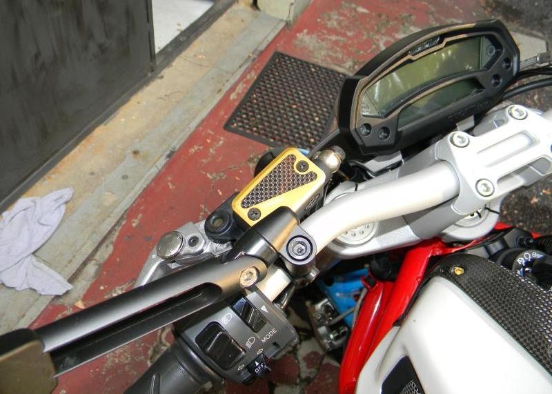 TLS02 - DUCABIKE Ducati Monster / Hypermotard Front Fluid Tanks caps – Accessories in the Motodeal Motorcycle Aftermarket Accessories and Parts Online Shop