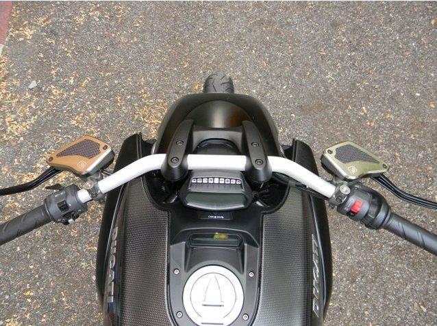 TLS05 - DUCABIKE Ducati Diavel / XDiavel Front Fluid Tanks caps – Accessories in the Motodeal Motorcycle Aftermarket Accessories and Parts Online Shop