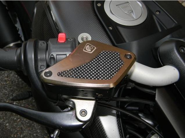 TLS05 - DUCABIKE Ducati Diavel / XDiavel Front Fluid Tanks caps – Accessories in the Motodeal Motorcycle Aftermarket Accessories and Parts Online Shop