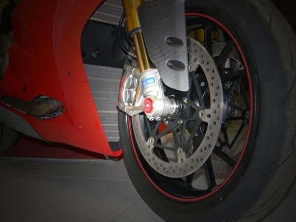 TRD04 - DUCABIKE Ducati Front Wheel Right Cap – Accessories in the Motodeal Motorcycle Aftermarket Accessories and Parts Online Shop